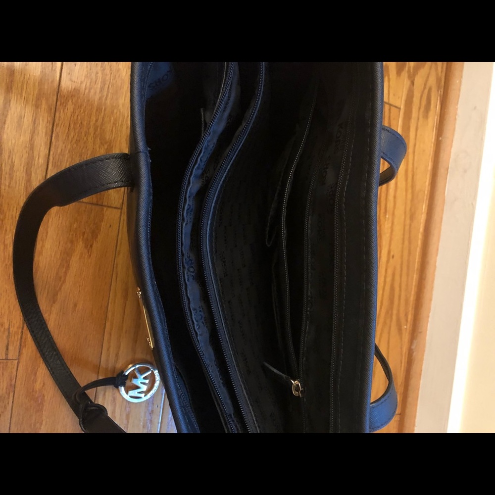 Large Black Michael Kors Purse - Picture 5 of 6
